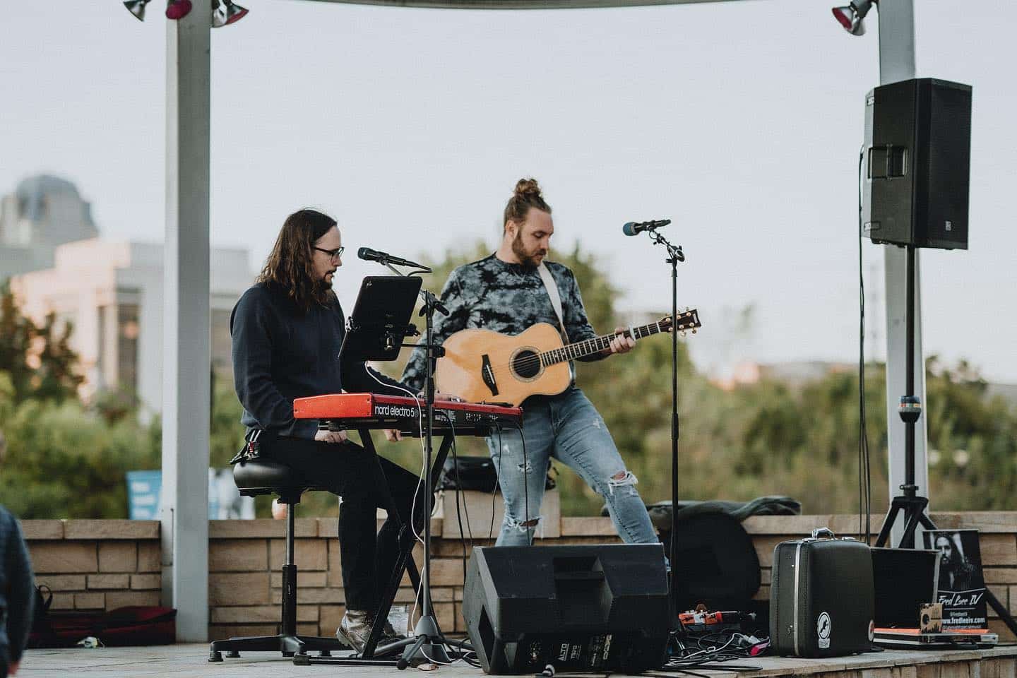 Music at the Met is back! Join us every Thursday evening from April 20th to October 5th for live music featuring local artists 

Visit the link in our bio for more information!