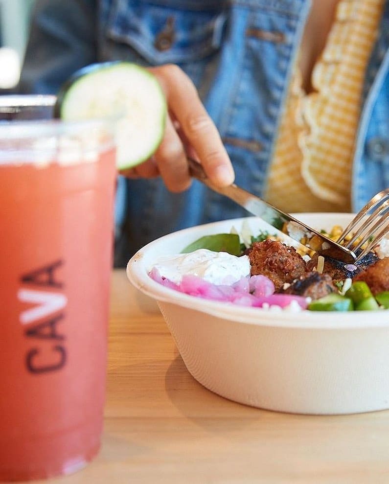 Cava, anyone? Our latest obsession is the Market Spice Bowl: spicy falafel, fiery broccoli, pickled onions, tzatziki, skhug, garlic dressing, rice and more. Come get your own 🥗